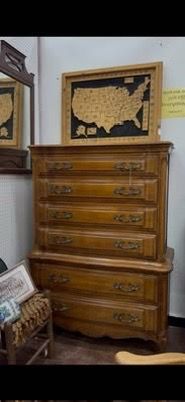 French Dresser