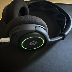 Xbox Series/ Steelseries Arctis Nova 3 Gaming Headset 