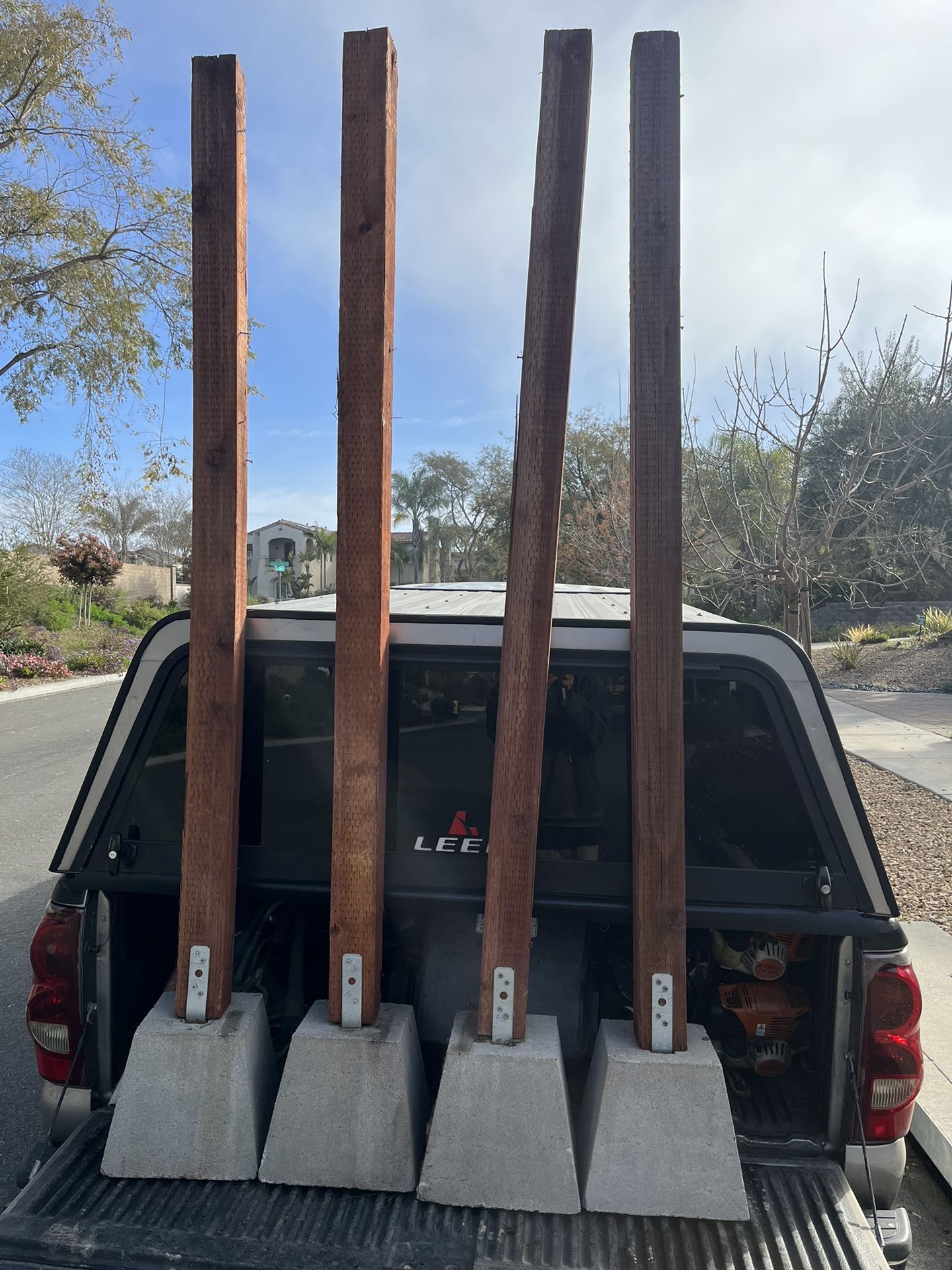 4posts 4x4x6. Treated , Came with Concrete Base