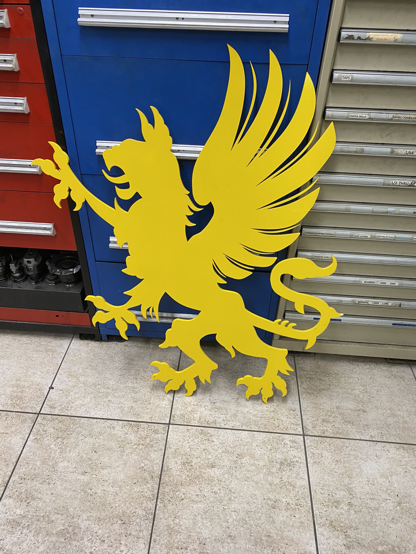 Wall Art Griffin.