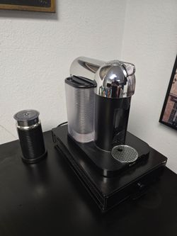 Nespresso Vertuo Chrome/ foam maker