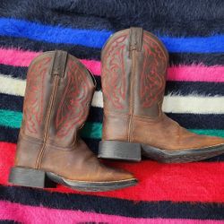 Brand New Men's AVESTRUZ / LV LOUIS VUITTON Cowboy Boots c/ Belt for Sale  in Dallas, TX - OfferUp