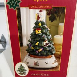 Musical Christmas Tree