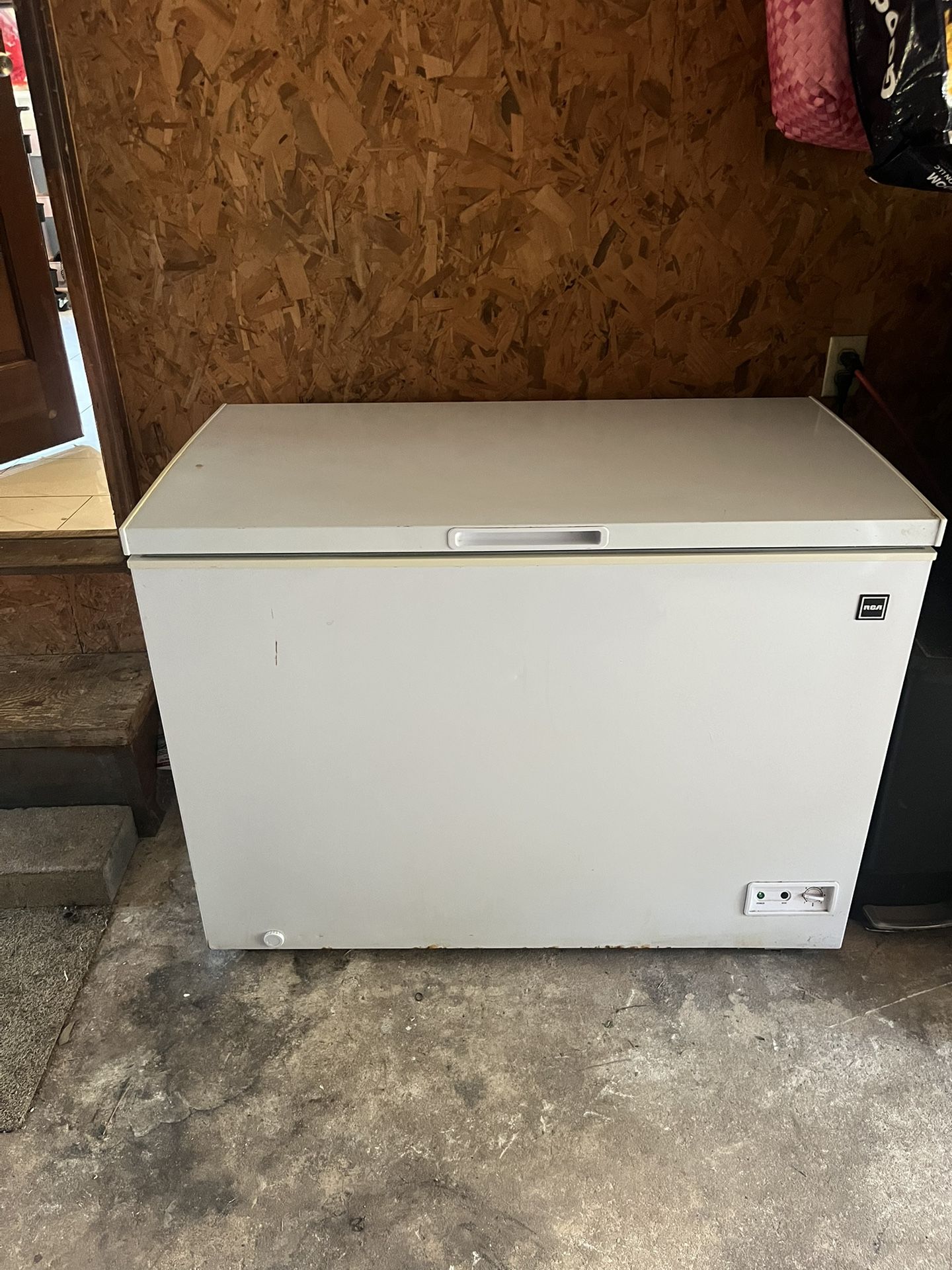 FRIGIDAIRE Chest Freezer