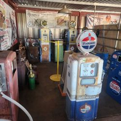 Garage Sale/barn Sale. Huge Amount Of Good Stuff