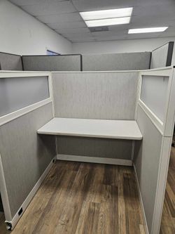 We Have Pre-owned Cubicles Of All Sizes And Quantities For Sale