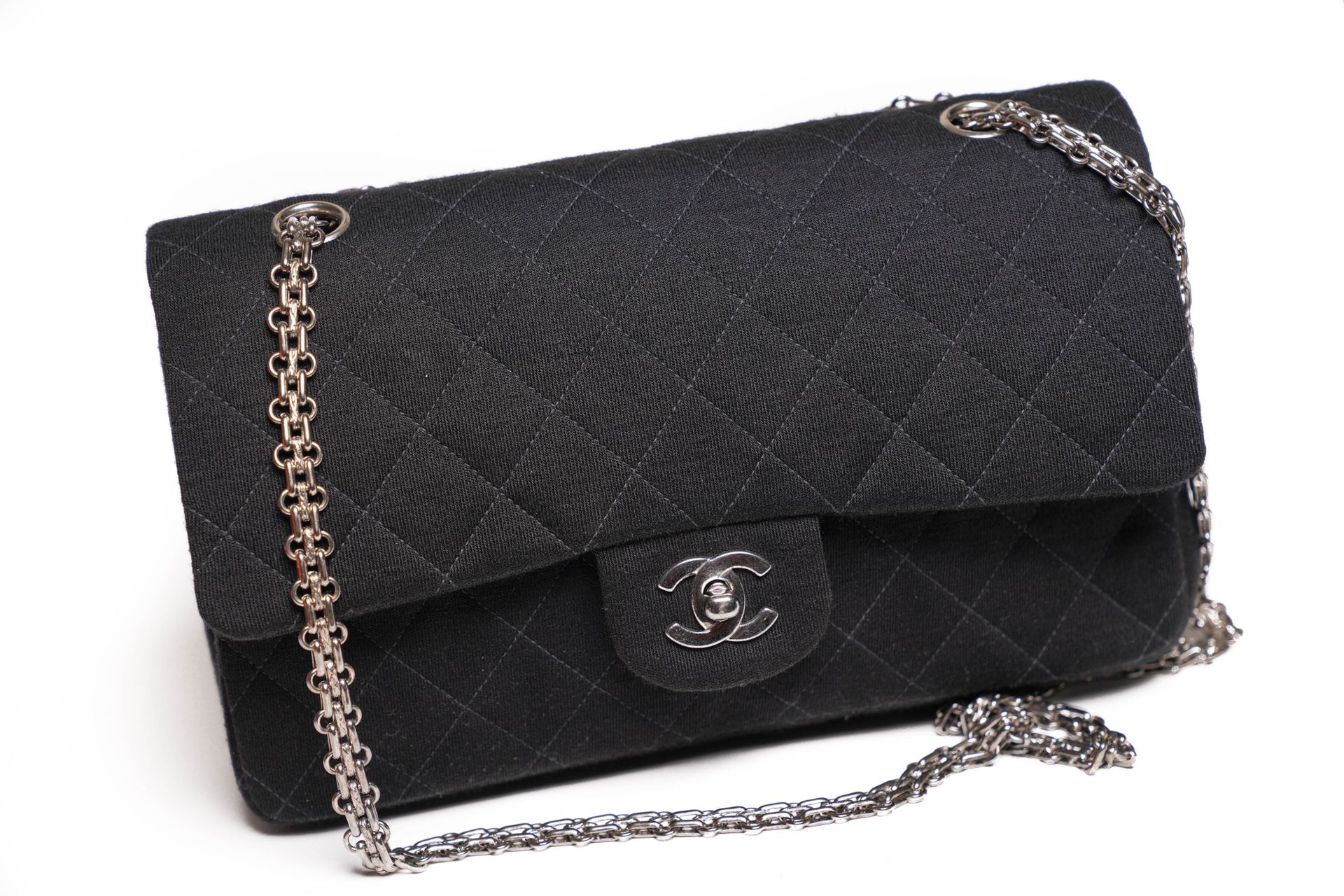 😍 Chanel authentic Medium Classic Flag Bag in Fabric