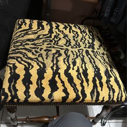 Tiger Style Chair