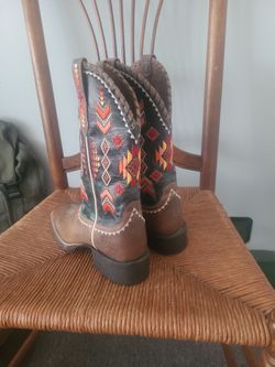 Ariat Womens Round Up Skyler Western Boots