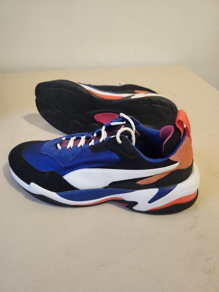 MEN'S ( PUMA ) SHOES ATHLETIC SIZE 11 EXCELLENT CONDITION.