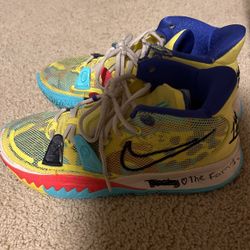 Kyrie 7 Size 8.5