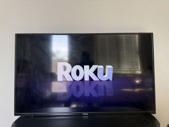Toshiba 38’  TV & Roku Stick 