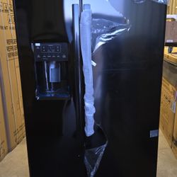 (New) GE - 25.3 Cu. Ft. Side-by-Side Refrigerator with External Ice & Water Dispenser - High Gloss Black