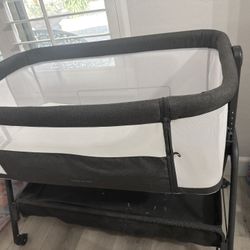 Bassinet 