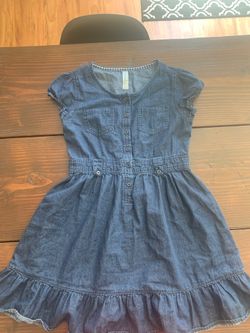 Girls dress