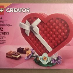 LEGO 40759 Celebration Series 2. Valentine's Day Box