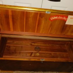 Lane Cedar Chest 