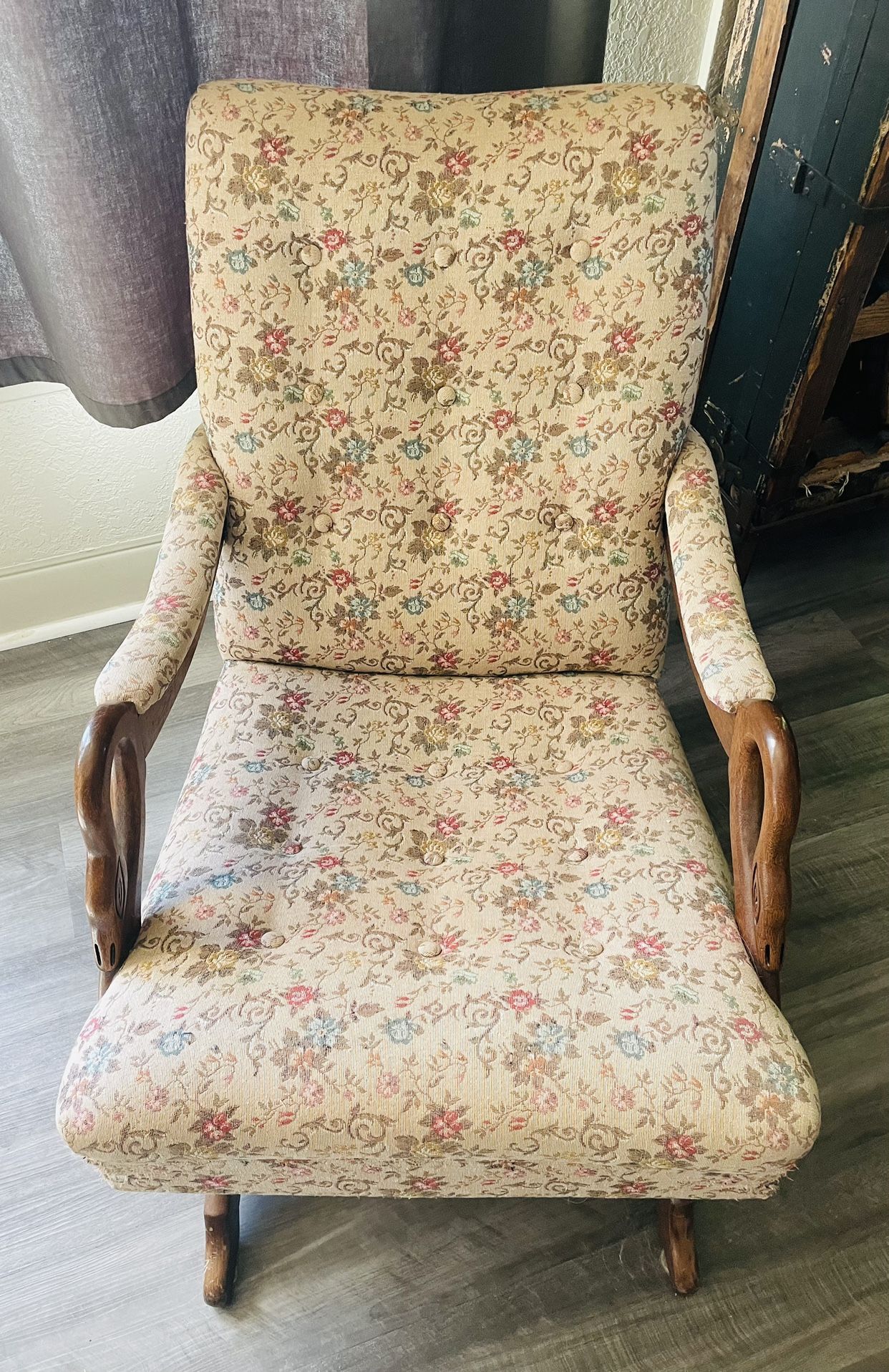 Swan neck platform rocker 2025