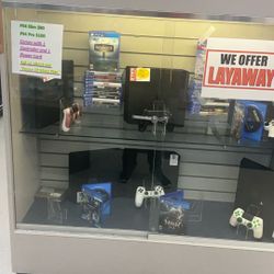 PS4 Slim 
