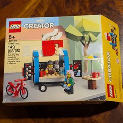 Coffee Stand Lego Set 40488