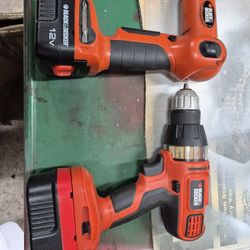 BLACK & DECKER DRILLS