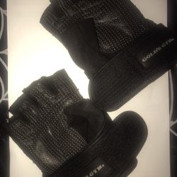 Golds Gym Gently Used With Wrist Support 