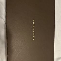 LV Box for Sale in Las Vegas, NV - OfferUp