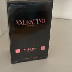 Valentino Born In Roma Intense Cologne