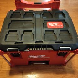 Milwaukee PACKOUT 22 in. Rolling Modular Tool Box Low Profile Handle

