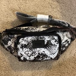 Victoria Secret Pink Fanny Pack 