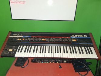 Roland Juno 6 with tour case