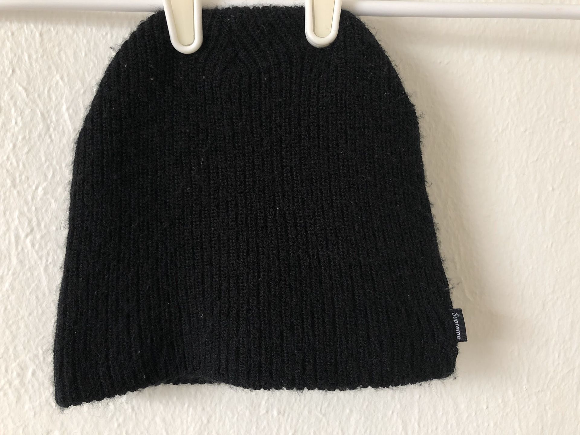 Supreme Mini Logo Beanie