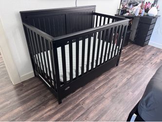 5 in 1 Convertible Crib Greco