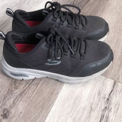 Skechers Air-cooled Tennis Shoes( Comp Toe)$20