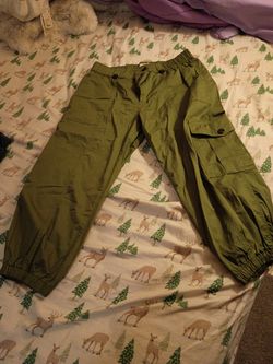 Women's cargo pants