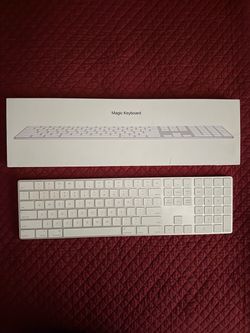 Apple Magic Keyboard with Numeric Keypad