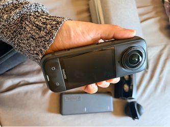 Insta360 X5