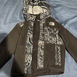Kids Northface Size 6 (XS)