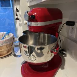7 Quart Bowl-Lift Stand Mixer with Redesigned Premium Touchpoints - $555