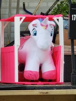 Stable Buddies Willow Unicorn 6V Plush Ride-On