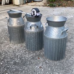 Zinc Galvanized Pots 