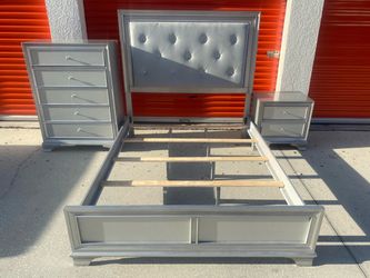 Silver Glam Queen Bedroom Furniture Dresser Set