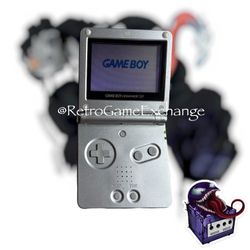 Nintendo Gameboy Advance SP Platinum (AGS-001)