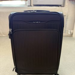 Samsonite Silhouette 18 Softside Carry On