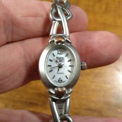 Women's Faded Glory Silver Watch Quartz