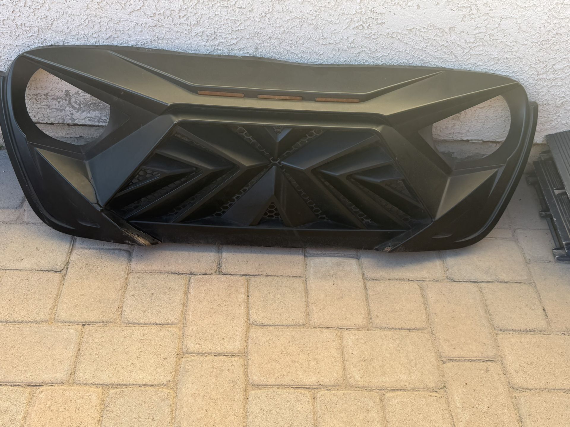 Jeep Fenders & front Grill 