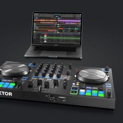 Traktor S3 And MacBook Pro 13