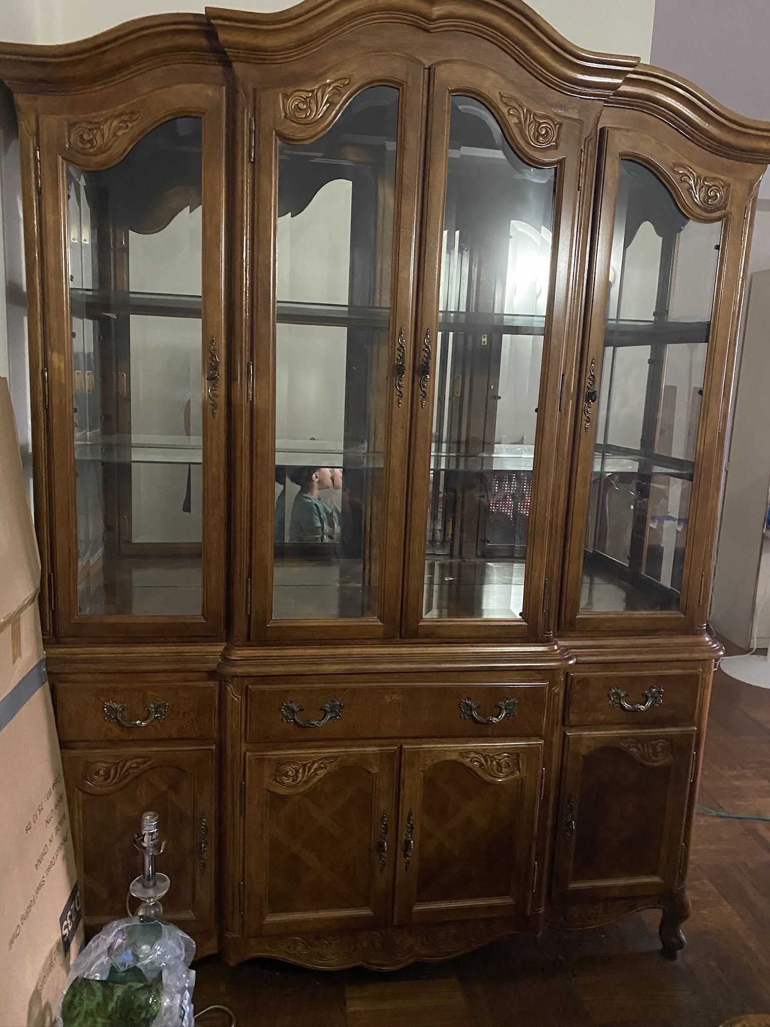 Wooden Hutch and Buffet with 4 Glass Doors in Antique Oak lighting inside