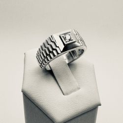 Rolex Ring