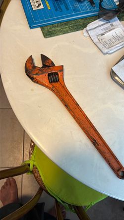 10-inch Crescent Wrench